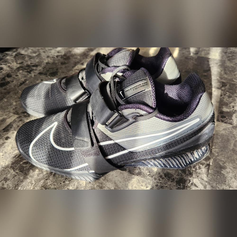 Nike Black and Gray Weightlifting Shoes